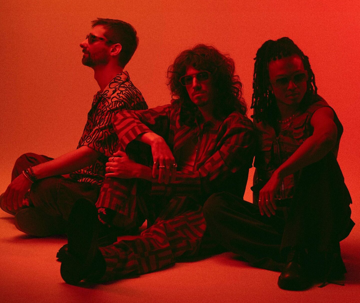 Wake The Wild feat. Poe Loes – Love Like This (audio)